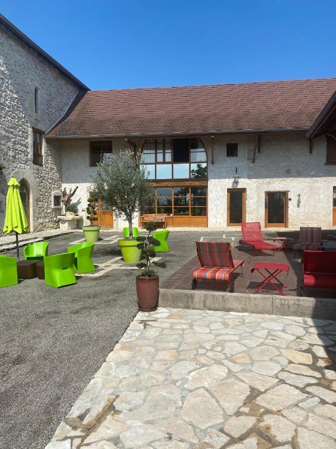 Le Domaine De Tizo Hotell Saint-Victor-de-Morestel Exteriör bild